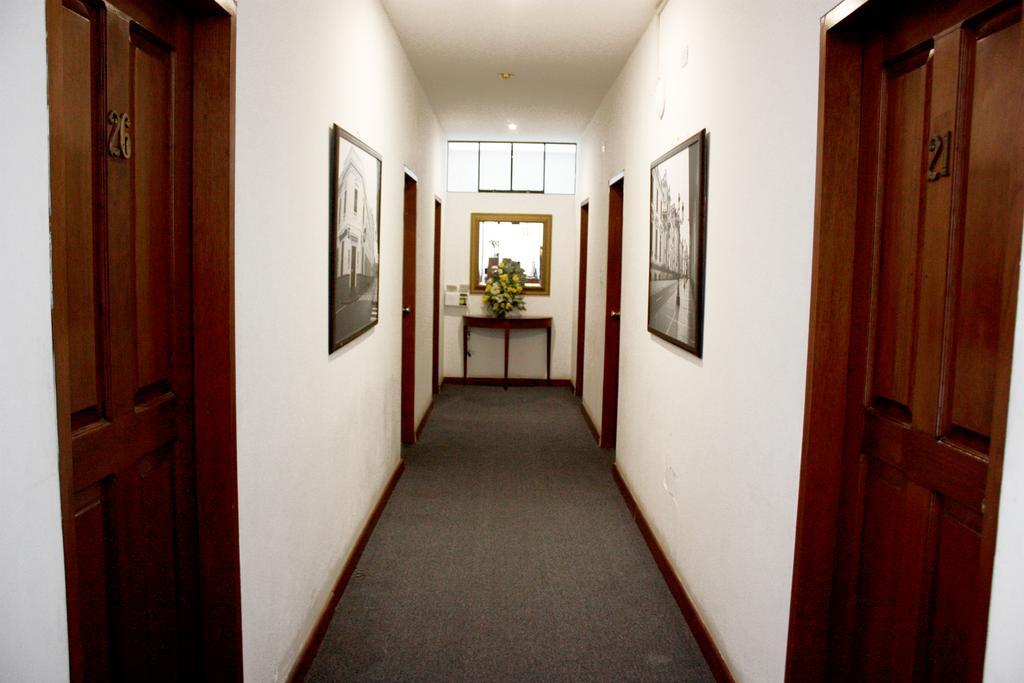 Mc Hotel Ica Bagian luar foto