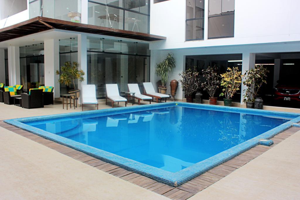 Mc Hotel Ica Bagian luar foto