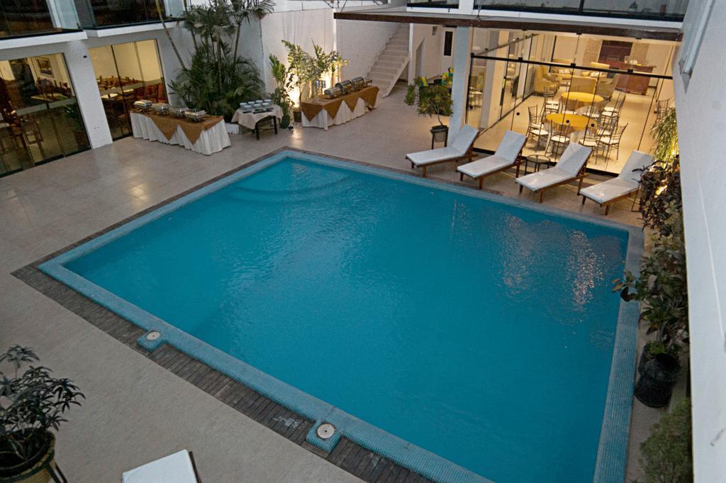Mc Hotel Ica Bagian luar foto