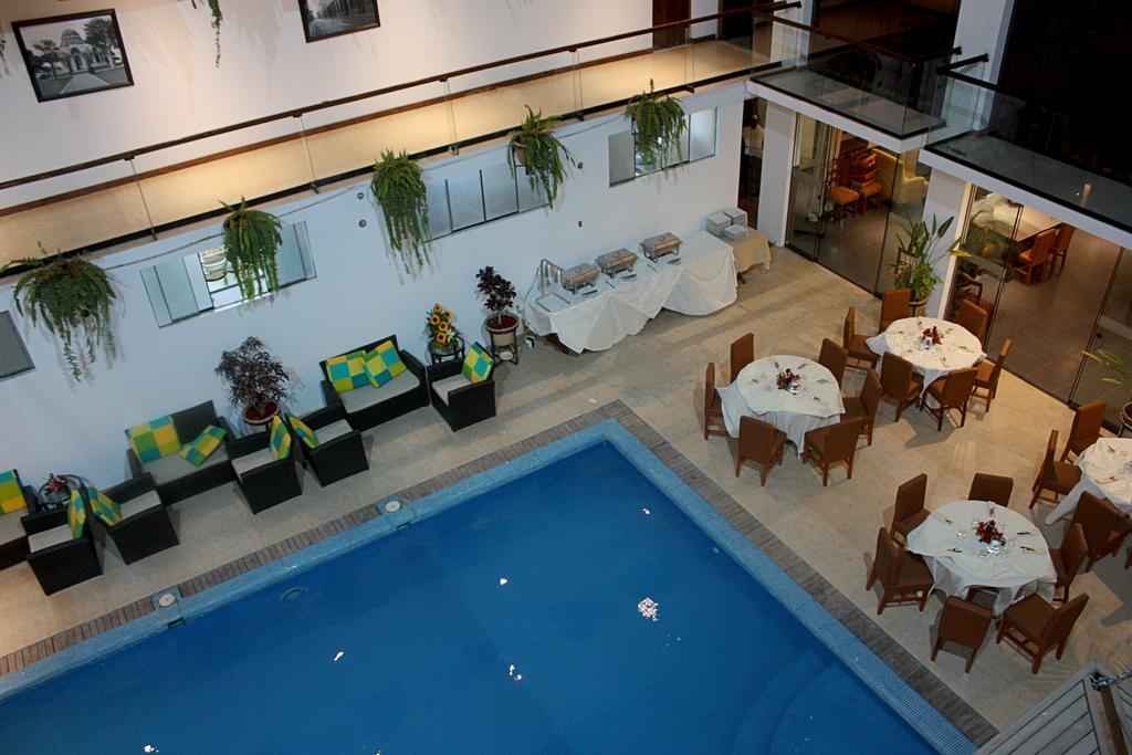 Mc Hotel Ica Bagian luar foto